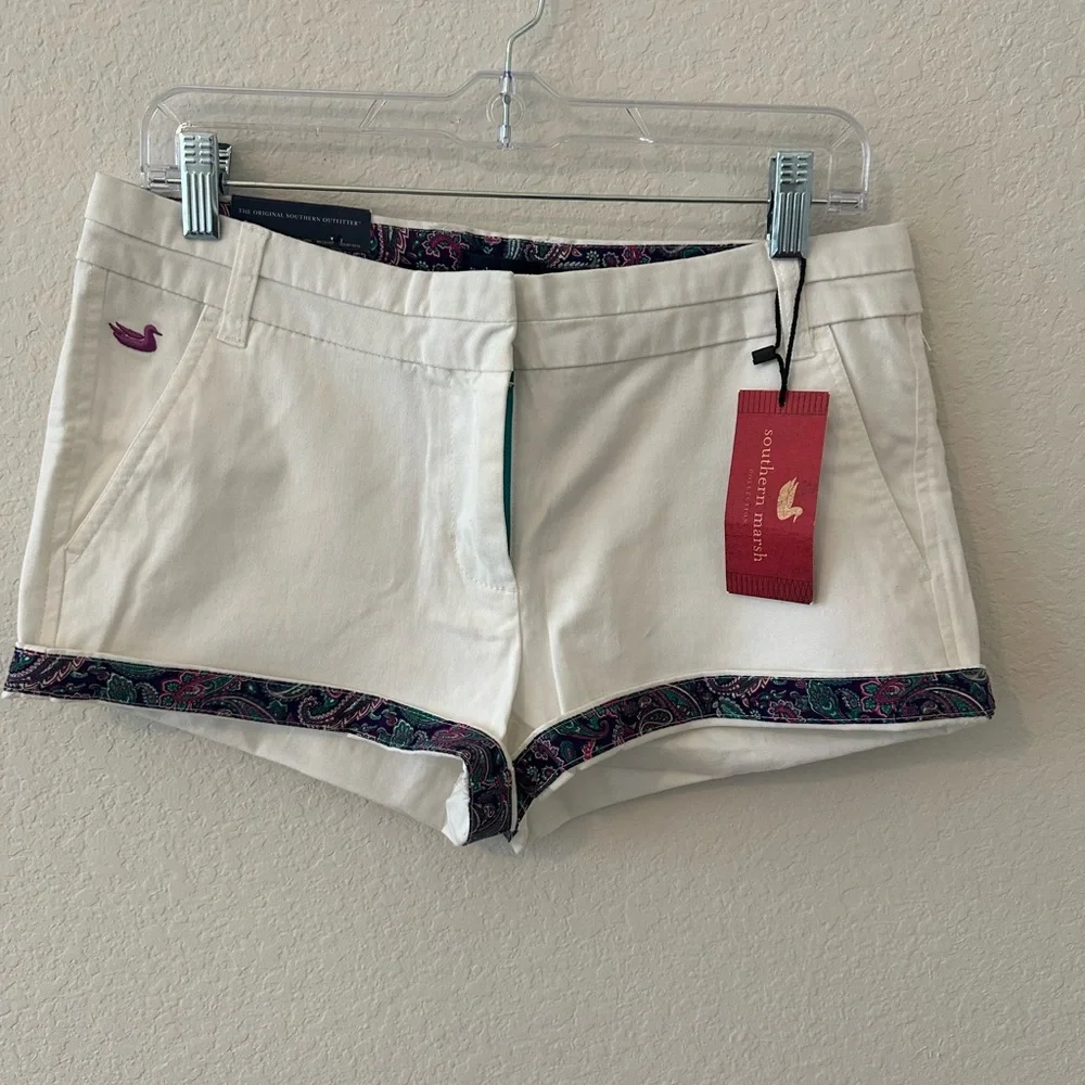 NWT Southern Marsh Brighton White 6 Women’s shorts - Picture 1 of 11